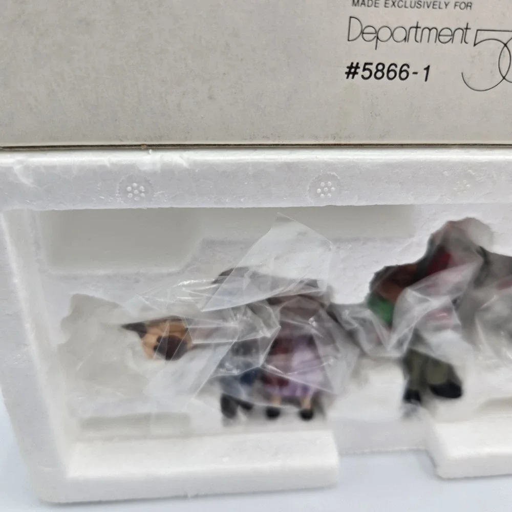 Dept 56 Christmas At The Park 58661 Christmas In City Heritage Village Accessory